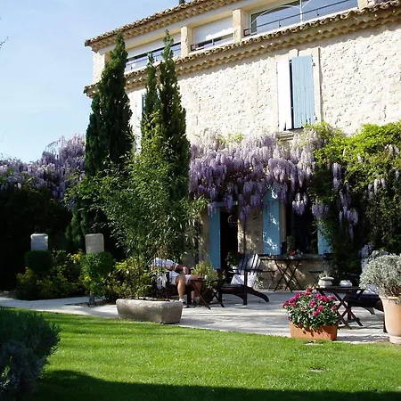 Mas De La Treille Bed & Breakfast