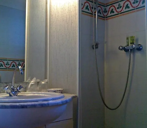 Bed & Breakfast Mas De La Treille 3*